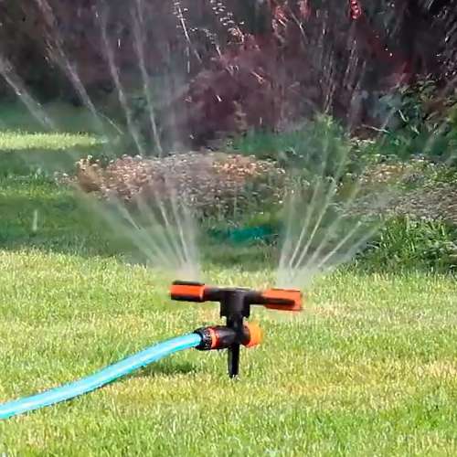 Ороситель АР 3008 3-х рожковый TRIO на пластиковый ножке 