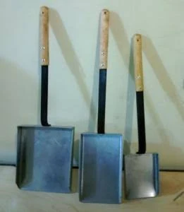 Совок печной оцинк. малый (9см*13,5см*2,5см)